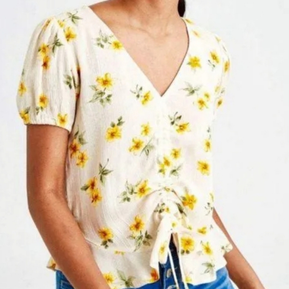 $5 CLOSET CLOSING American Eagle Beige Floral Top Yellow Cinch Boho Top
